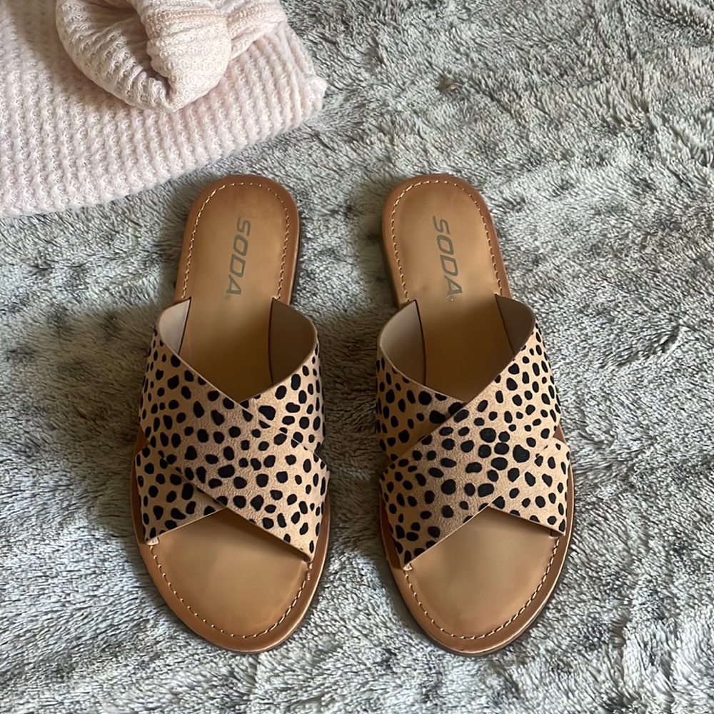 Soda Crisscross Cheetah Slides - image 1
